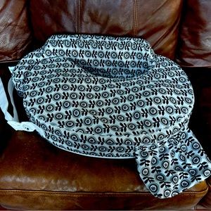 My Brest Friend breastfeeding pillow